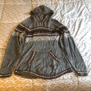 Peruvian hooded poncho sweater with pockets